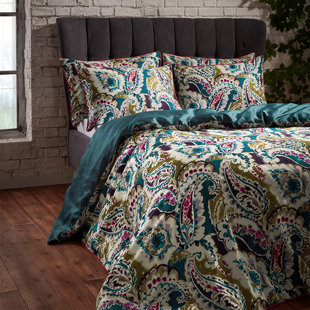 EW BY EDINBURGH WEAVERS Sateen Paisley Duvet Cover Set with Pillowcases