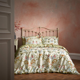 EW BY EDINBURGH WEAVERS Percale Floral Duvet Cover Set with Pillowcases