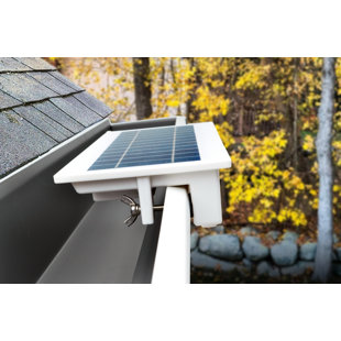 STKR CONCEPTS LED Solar Power Dusk to Daw Flood Light