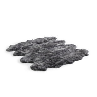 BOWRON SHEEPSKIN Solid Colour Machine Woven Sheepskin Gray Area Rug