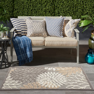 ANDOVER MILLS™ Gean Floral Rug