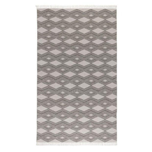 VILLA BY CLASSIC HOME Geometric Rug