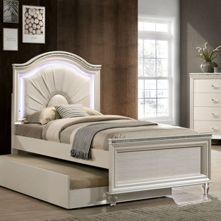 ETTA AVENUE™ TEEN Sienna Panel Bed