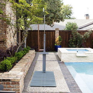 EMERIT HOME 86.61'' H Solid Wood Freestanding Outdoor Shower and Footwash Spout and Duckboard