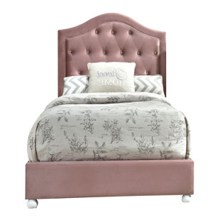 PLETHORIA Remmie Pink Tufted Headboard Platform Bed