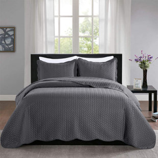 IMPERIAL HOMEWARE LONDON LIMITED Quilt Set