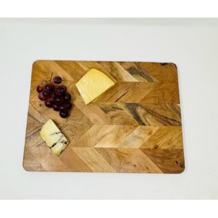 DREW DEROSE DESIGNS Charcuterie Chevron Cutting Board