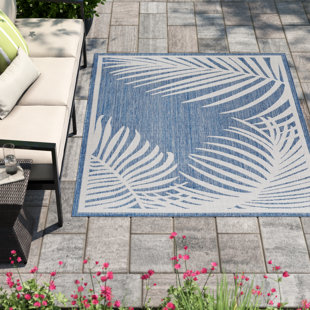 BEACHCREST HOME™ Vince Floral Outdoor Rug