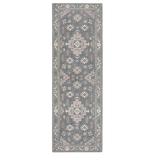 TOWN & COUNTRY LIVING TOWN & COUNTRY LUXE Livie Forever Vintage Everwash Washable Multi-Use, Non-Slip Kitchen Runner