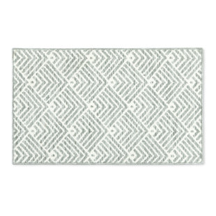 TOWN & COUNTRY LIVING TOWN & COUNTRY EVERYDAY Walker Modern Stripe Everwash Non-Slip Backing Kitchen Mat