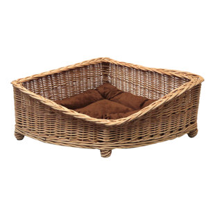 ARCHIE & OSCAR Emmanuelle Dog Corner Basket in Brown