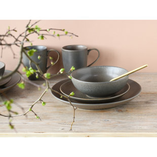 CREATABLE Sierra Nevada 8 Piece Stoneware Dinnerware Set - Service for 2