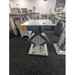 MODERNHOMESSTORE Nova Side Table