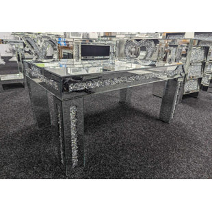MODERNHOMESSTORE Nova Crushed Diamond Coffee Table