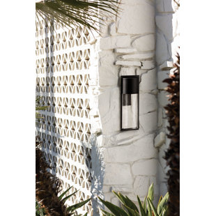 HINKLEY Shelter 1-Light Outdoor Sconce