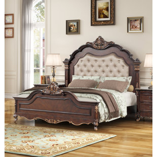 ROYAL CLASSICS Constantine Wood Panel Bed in Cherry