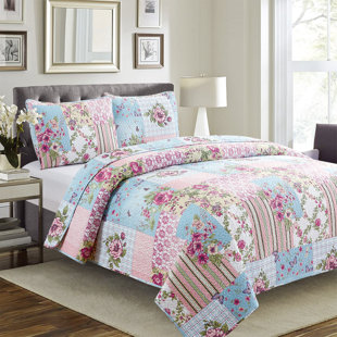 GLORY HOME DESIGN Luna Percale Patchwork Quilt Set
