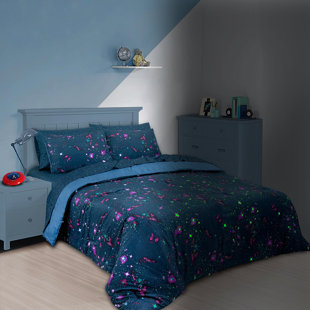 ROYALE LINENS Kidz Mix Galaxy Glow Bed In A Bag