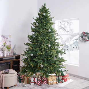 THE HOLIDAY AISLE® Traditional Christmas Tree with Lights, Prelit with Metal Stand