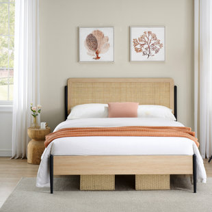 BAY ISLE HOME™ Ambor Metal Platform Bed