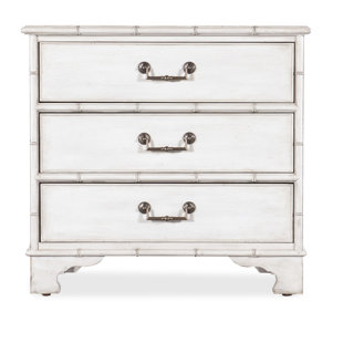 HOOKER FURNITURE Charleston 3 - Drawer Bachelor's Chest in White Heron/Cream/Beige