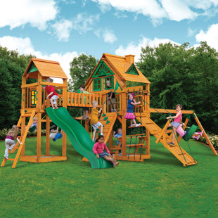 GORILLA PLAYSETS Pioneer Peak Swing Set with Clatter Bridge and Tire Swing