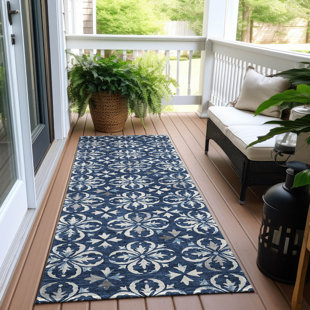 LANGLEY STREET® Maliana Area Rug