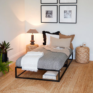 WHITE NOISE Cadagan Small Single Metal Bed