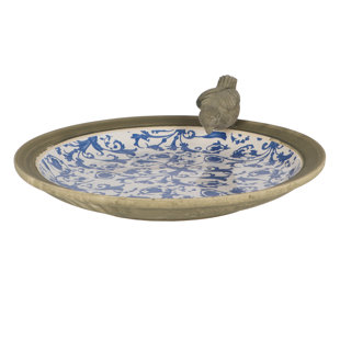 CHARLTON HOME® Gabir Concrete / Cement Birdbath