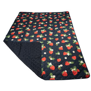 SUMMERHOUSE BY NAVIGATE Strawberries & Cream Polyester Picnic Blanket