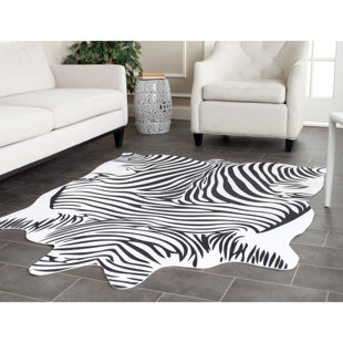 SAFAVIEH Faux Hide Handmade Performance Black/White Rug