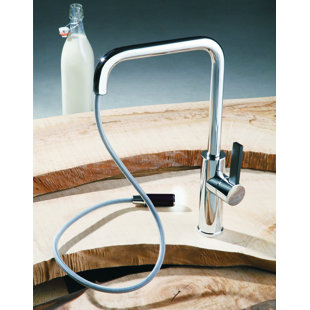 MAESTRO BATH Italian Pull Out Single Handle Kitchen Faucet With Accessories