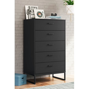 LATITUDE RUN® Bosnjak Chest of Drawers