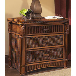 BAY ISLE HOME™ Woodlake 3 Drawer Bachelor's Chest