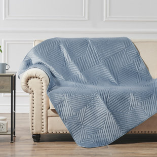 GREENLAND HOME FASHIONS Riviera Velvet Quilted Throw