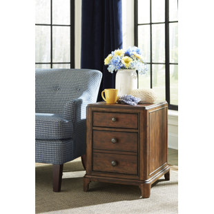 TRISHA YEARWOOD HOME COLLECTION Georgia End Table