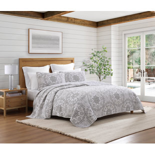 CEDAR COURT Ravenna Medallion Gray 3-Piece All-Season Reversible Cotton Quilt Set