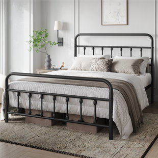 AUGUST GROVE® Multiple-Size Metal Bed