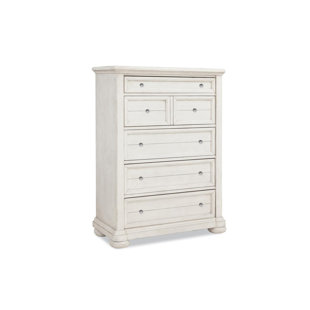 TRISHA YEARWOOD HOME COLLECTION Nashville 5 - Drawer Dresser