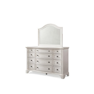 TRISHA YEARWOOD HOME COLLECTION Jasper County 12 - Drawer Dresser