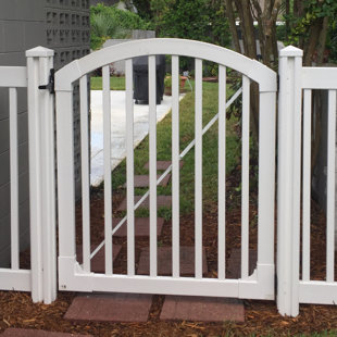 WAMBAM TRADITIONAL FENCE WamBam 4.5 ft. H x 4 ft. W Traditional Yard and Pool Gate