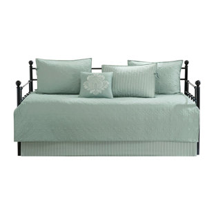 GRACIE MILLS Sandy 6-Piece Cottage-Inspired Reversible Daybed Cover Set