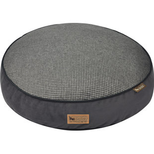 TUCKER MURPHY PET™ Cordelia Houndstooth Dog Bed