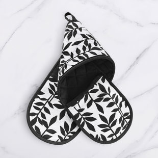 NO. 918 MILLENNIAL Silas Quilted Botanical Print Double Oven Mitt