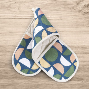 NO. 918 MILLENNIAL Scandi Quilted Geometric Print Double Oven Mitt