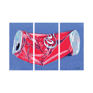 LARK MANOR Zerquetschte Cola-Dose von Vitali Komarov - Galerieverpackte Leinwand Giclée auf Leinwand ohne Rahmen