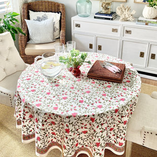 DECOR MANTRA Pink Ivy Round Tablecloth