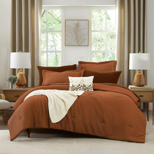 COASTALCART Machine Woven Comforter Set