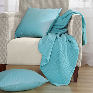 BOON THROW & BLANKET Cable Throw Blanket