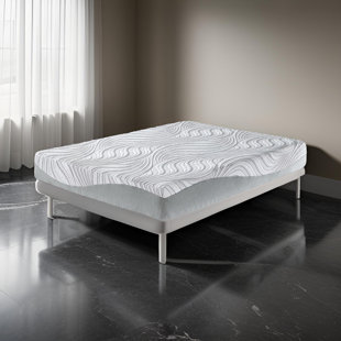 SIGNATURE DESIGN BY ASHLEY Serena 8'' Memory Foam Mattress